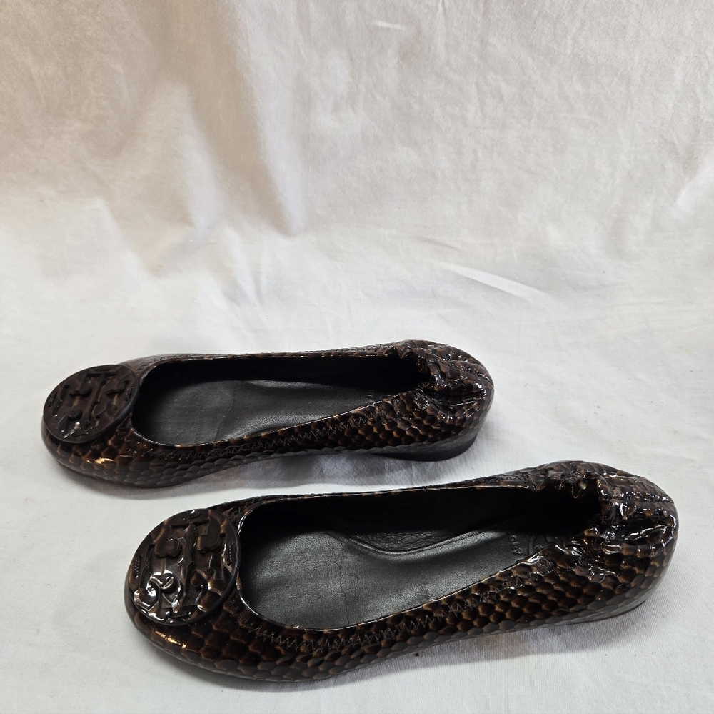 Tory Burch Women's 6 Reva Ballet Flats Brown Snake Skin Patent Leather - Picture 2 of 9